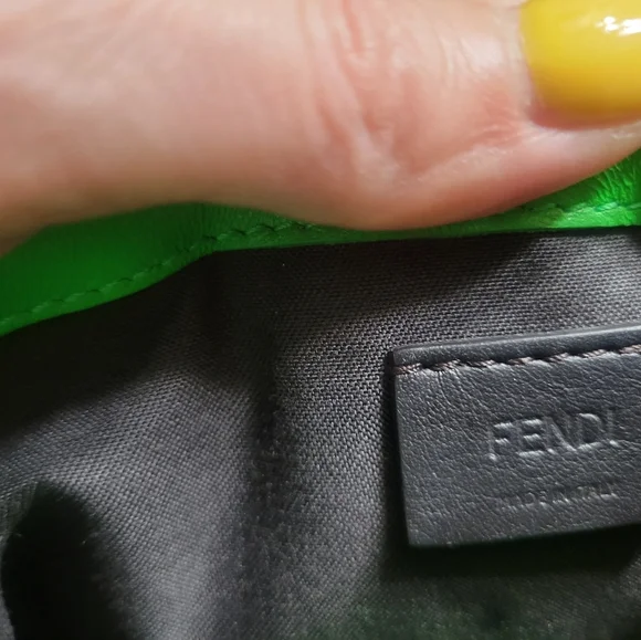 Fendi Baguette - Picture 6 of 8